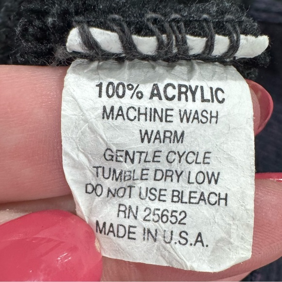 Women's Y2K Tunic Length Sweater - Picture 6 of 9